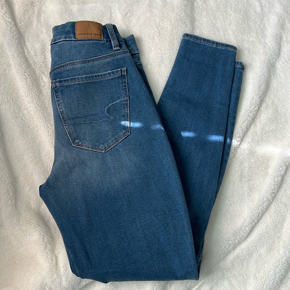American Eagle the Dream Jean